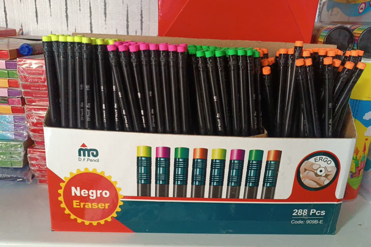 خرید عمده مداد سیاه ارزان