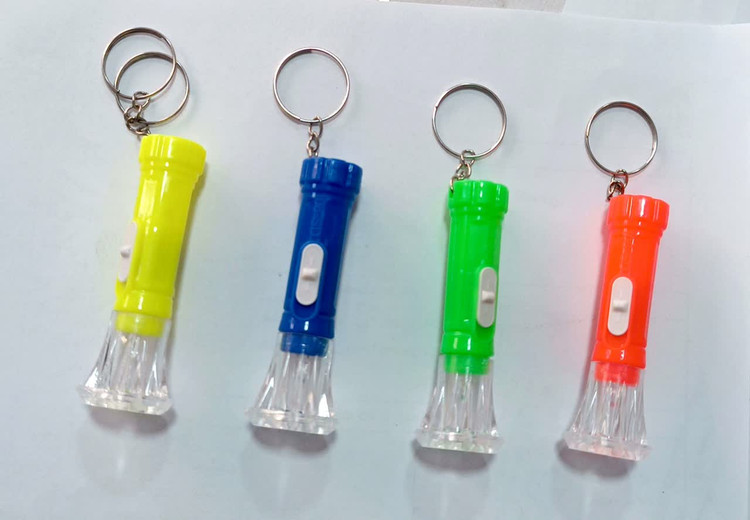 جاکلیدی جاسوئیچی چراغ قوه