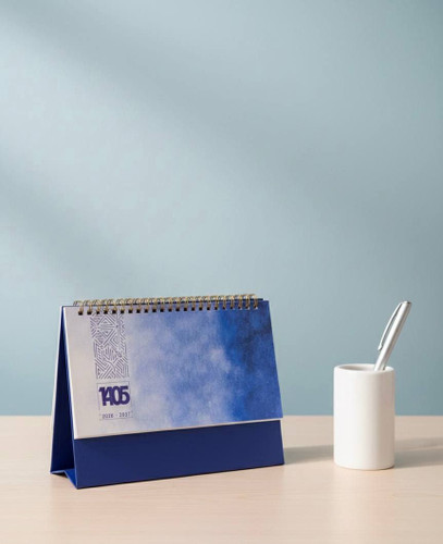 خرید تقویم رومیزی 1405 شیک