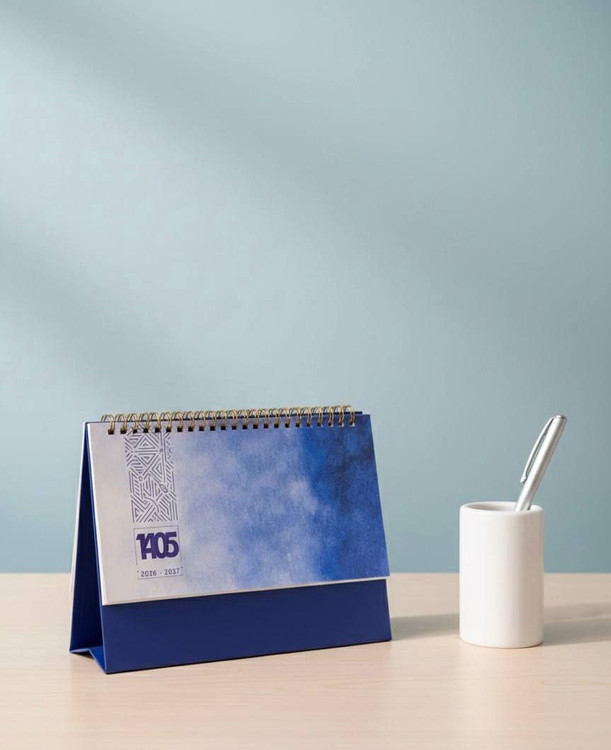 خرید تقویم رومیزی 1405 شیک