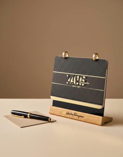 تقویم رومیزی لاکچری 1405